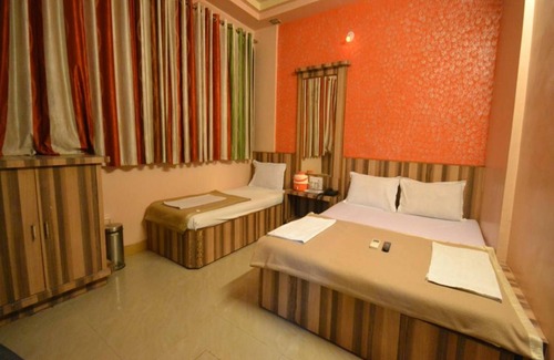 Shirdi Hotel | Hotel Sai Hari Prasad