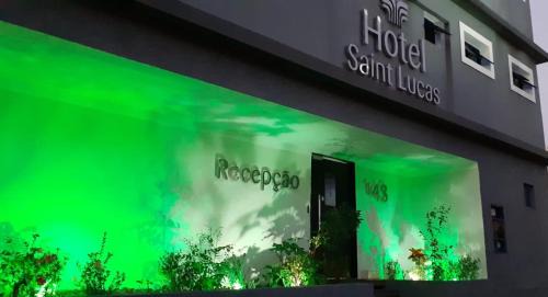 Zona Leste Hotel | Hotel Saint Lucas