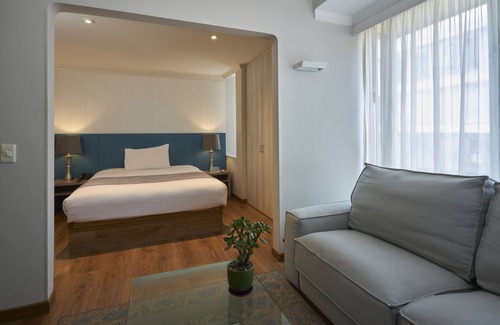 Zona Rosa Hotel | Hotel Saint Simon