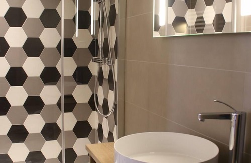 1st Arrondissement Hotel | Hotel Saint Vincent