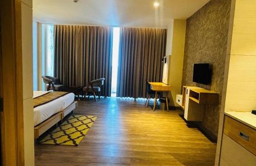 Gurugram Hotel | Hotel Sakura Gold