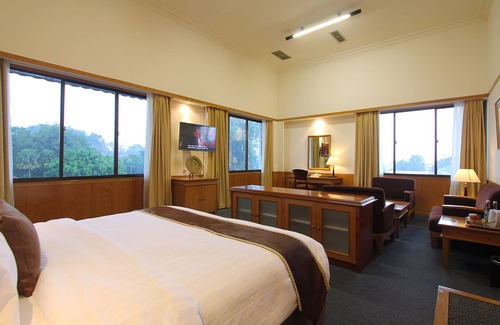 Bogor Tengah Hotel | Hotel Salak The Heritage