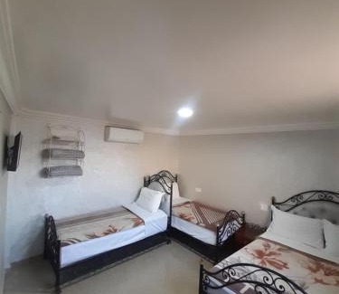 Medina Cama Y Desayuno | Hotel salem leksor
