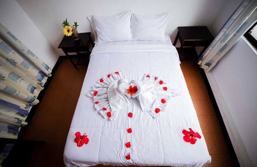 Bahía de la Academia Hotel | Hotel Salinas