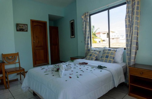 Bahía de la Academia Hotel | Hotel Salinas
