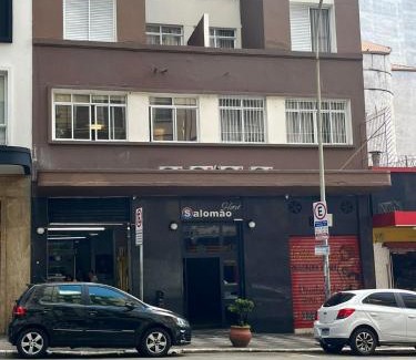 Central Zone Hotel | Hotel Salomão - Próximo a 25 de Março, Bom Retiro, Brás e Rua Santa Efigênia, a 2 minutos do Mirante Sampa Sky e pista de Skate Anhangabaú