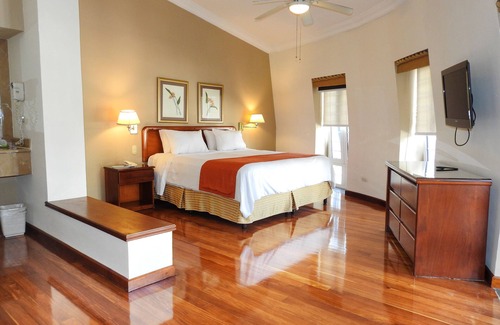 Zona 10 Hotel | Hotel San Carlos