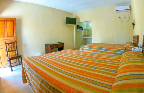 Cerro Azul Hotel | Hotel San Carlos