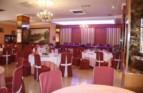 San Cibrao Das Viñas Hotel | Hotel San Rosendo