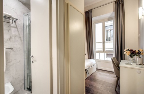 Rione III Colonna Hotel | Hotel San Silvestro