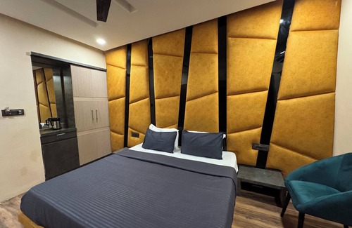 Haridwar Hotel | Hotel Sanskriti By T And M Hotels