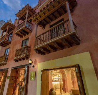 Cartagena Walled City Hotel | Hotel Santa Catalina By OxoHotel