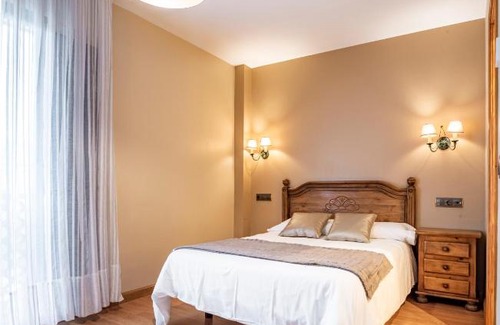 Cangas de Onís Hotel | Hotel Santa Cruz