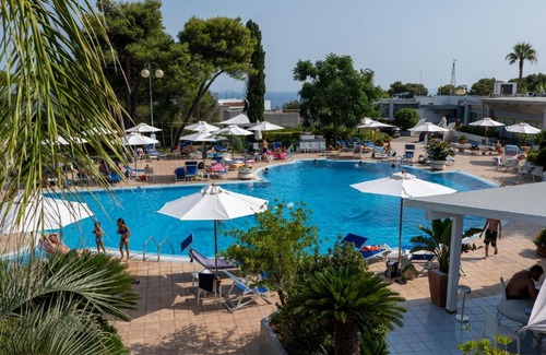 Santa Cesarea Terme Hotel | Hotel Santa Lucia