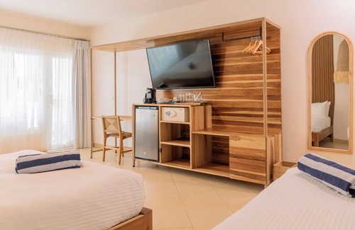 Carmen Hotel | Hotel Santa Teresa by the Beach