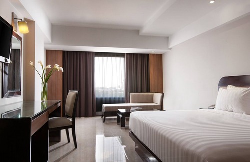 Semarang Hotel | Hotel Santika Premiere Semarang
