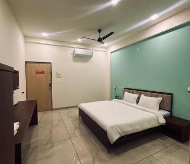 Satara Hotel | Hotel Sarang Executive