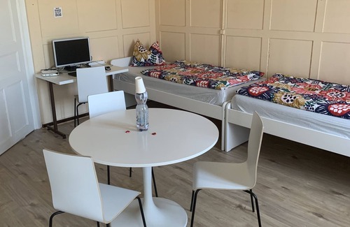 Rapperswil Casa | Hotel Schönbrunnen