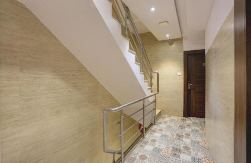 Andheri West Casa | Hotel Sea Breeze