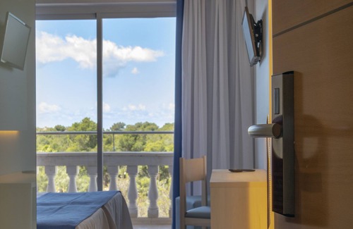 El Arenal Hotel | Hotel Seramar Luna Park Adults Only