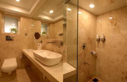 South West Hotel | Hotel Seven Inn Near Delhi Airport