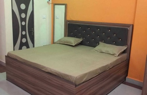 Mathura Hotel | Hotel Shivoham