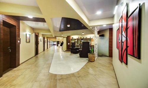 Vapi Hotel | Hotel Shree Daan
