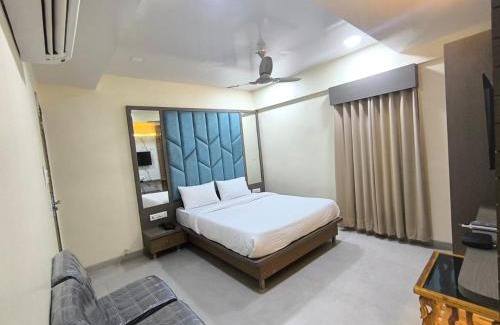 Vashi Hotel | Hotel Shree Residency Lodging & Boarding