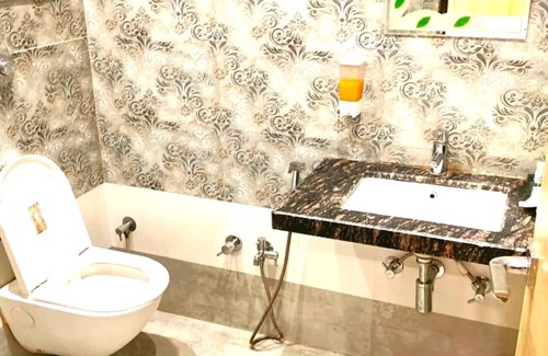 Gorakhpur Hotel | Hotel Singh Comfort Inn
