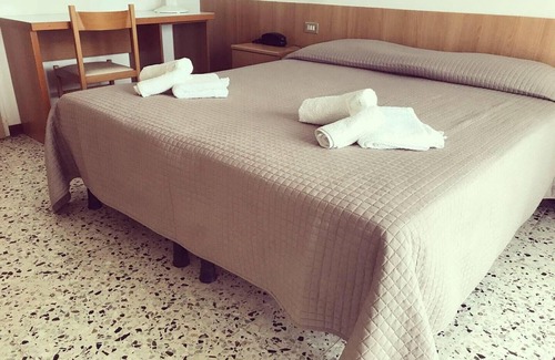 Igea Marina Cama Y Desayuno | Hotel Sirena