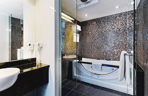 Downtown Kota Kinabalu Hotel | Hotel Sixty3