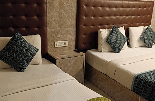 Mahipalpur Extension Hotel | Hotel Sky View