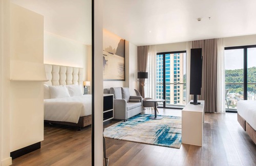Bai Chay Hotel | Hotel Soleil Ha Long, Trademark Collection by Wyndham