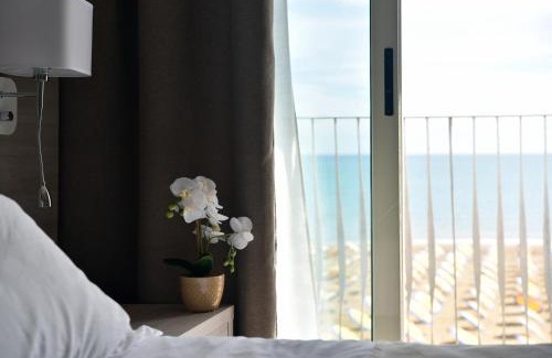 Jesolo Hotel | Hotel Solemare - Frontemare - 3 Stelle Superior