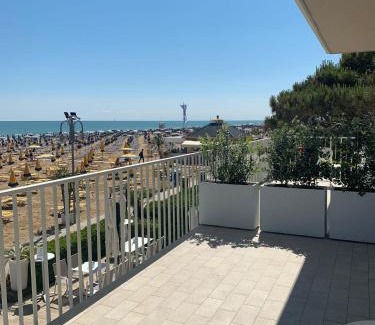 Jesolo Hotel | Hotel Solemare - Frontemare - 3 Stelle Superior
