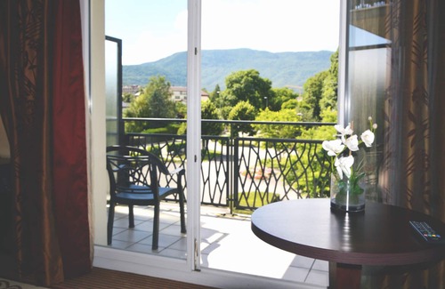 Divonne-les-Bains Hotel | Hôtel Résidence & Spa Vacances Bleues Villa du Lac