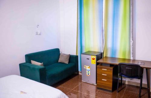 Teshie Hotel | Hotel Spintex & Tours