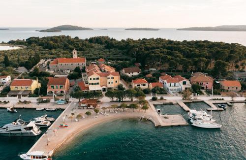 Krapanj Hotel | Hotel Spongiola