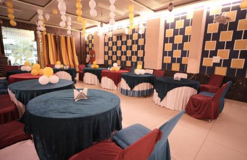 Shivalik Nagar Hotel | Hotel SR Grand