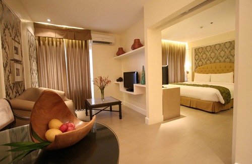 Legazpi Hotel | Hotel St Ellis