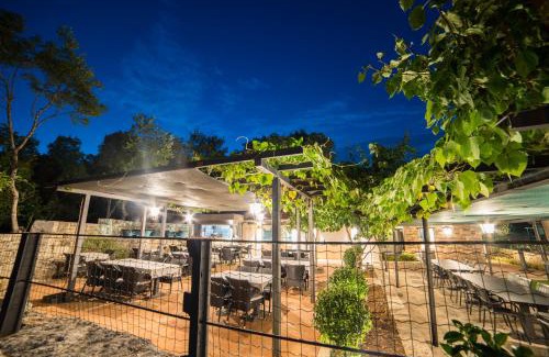 Zavala Hotel | Hotel Stanica Ravno