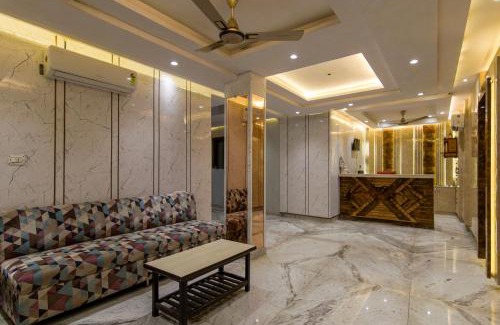 Paharganj Hotel | Hotel Star Palace by Wood View Paharganj Delhi
