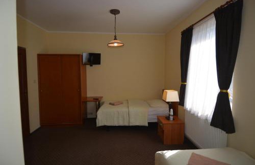 Izabelin Hotel | Hotel Stawisko Klaudyn
