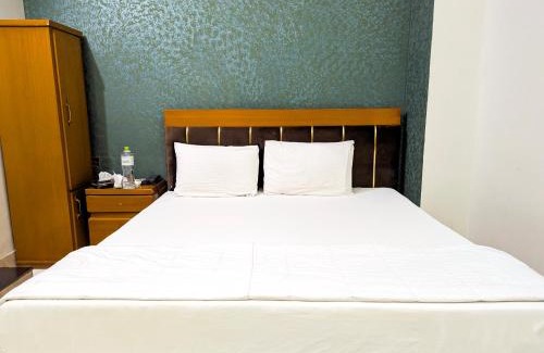 Gulshan-E-Jamal Cama Y Desayuno | Hotel StayInn - Agha Khan Hospital Branch