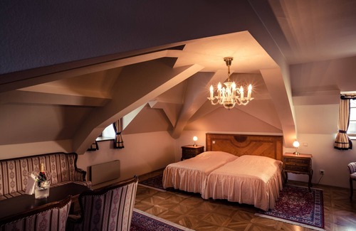 Hluboka nad Vltavou Hotel | Hotel Stekl
