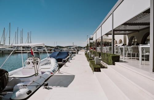 Murter Hotel | Hotel Stomorin-Marina Hramina
