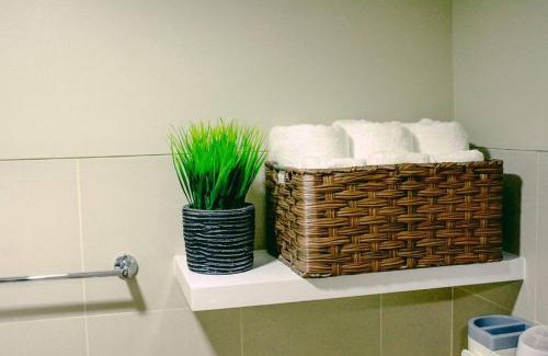 Highway Hills Apartamento | Hotel style Unit 2924 Fame