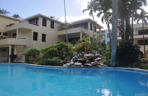 Cabarete Apartamento | Hotel suite in beachfront luxury resort near shops and dining, TV/AC/Wi-Fi/pool