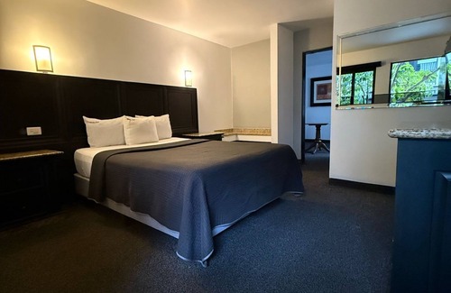 Tijuana Hotel | Hotel Suites Royal
