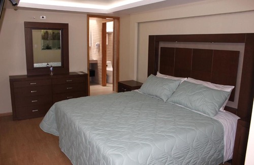 San Luis Potosí Hotel | Hotel & Suites Victoria